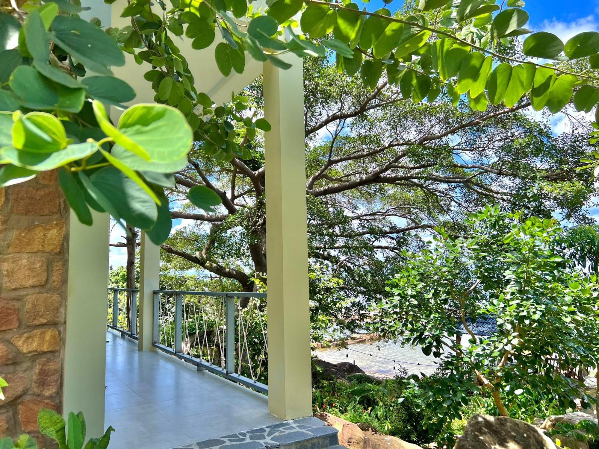 Voyage Phu Quoc Beach Resort Eksteriør billede